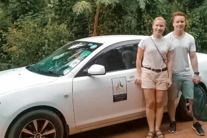 Transfer between Colombo Airport (CMB) and Siyanco Holiday Resort, Polonnaruwa - Photo 1 of 6